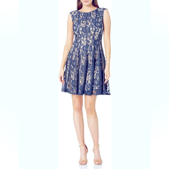 Julian Taylor Dresses & Skirts - Like new Julian Taylor gorgeous Teal Color Fall with Ivory Undertone Lace